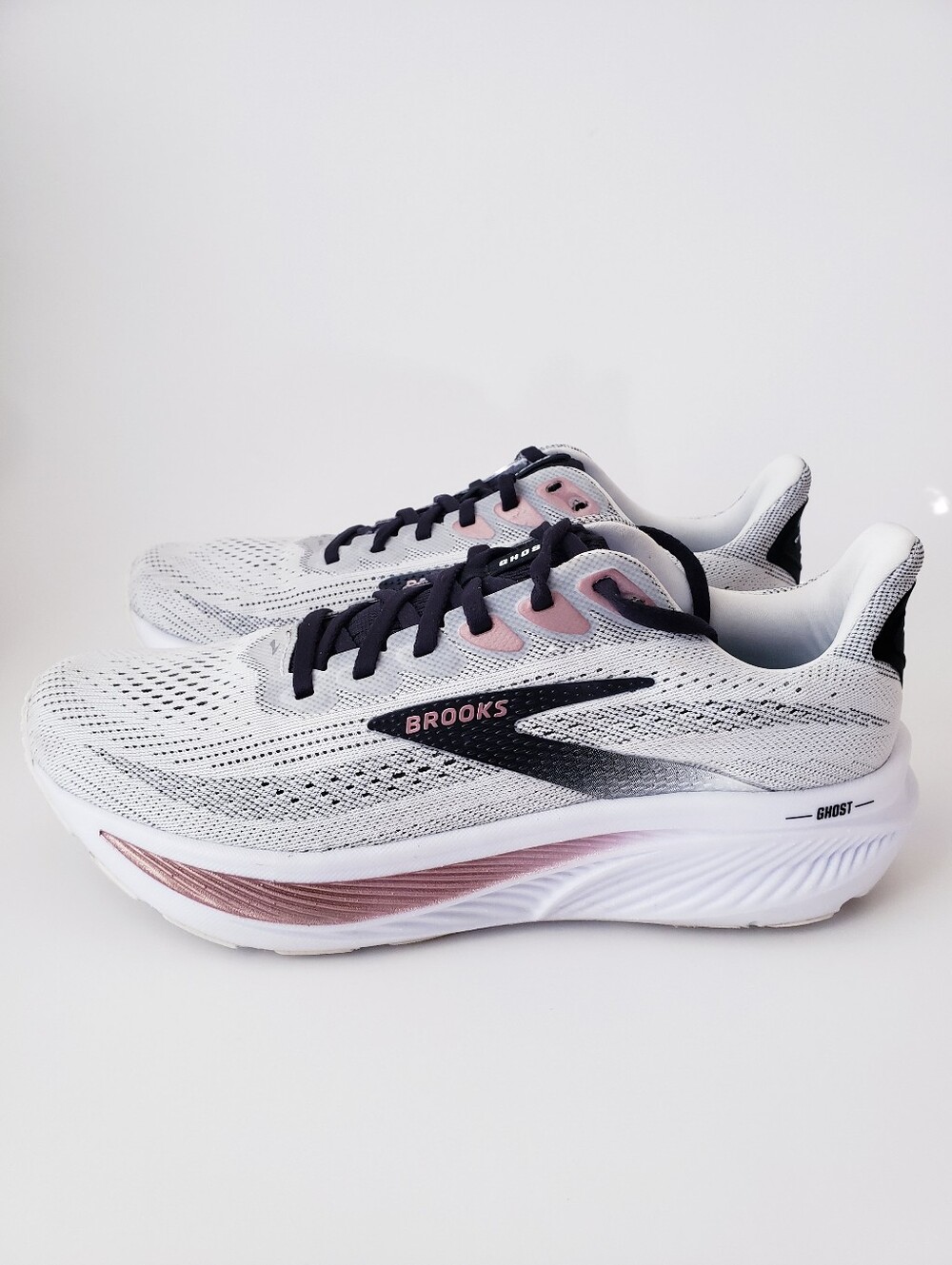 Brooks Ghost 17 Women's Running Shoes White Black Rose Gold - Picture 2 of 16
